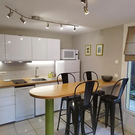Les Cactees Maison Climatisee Avec Jardin Clos Et Parking Apartment